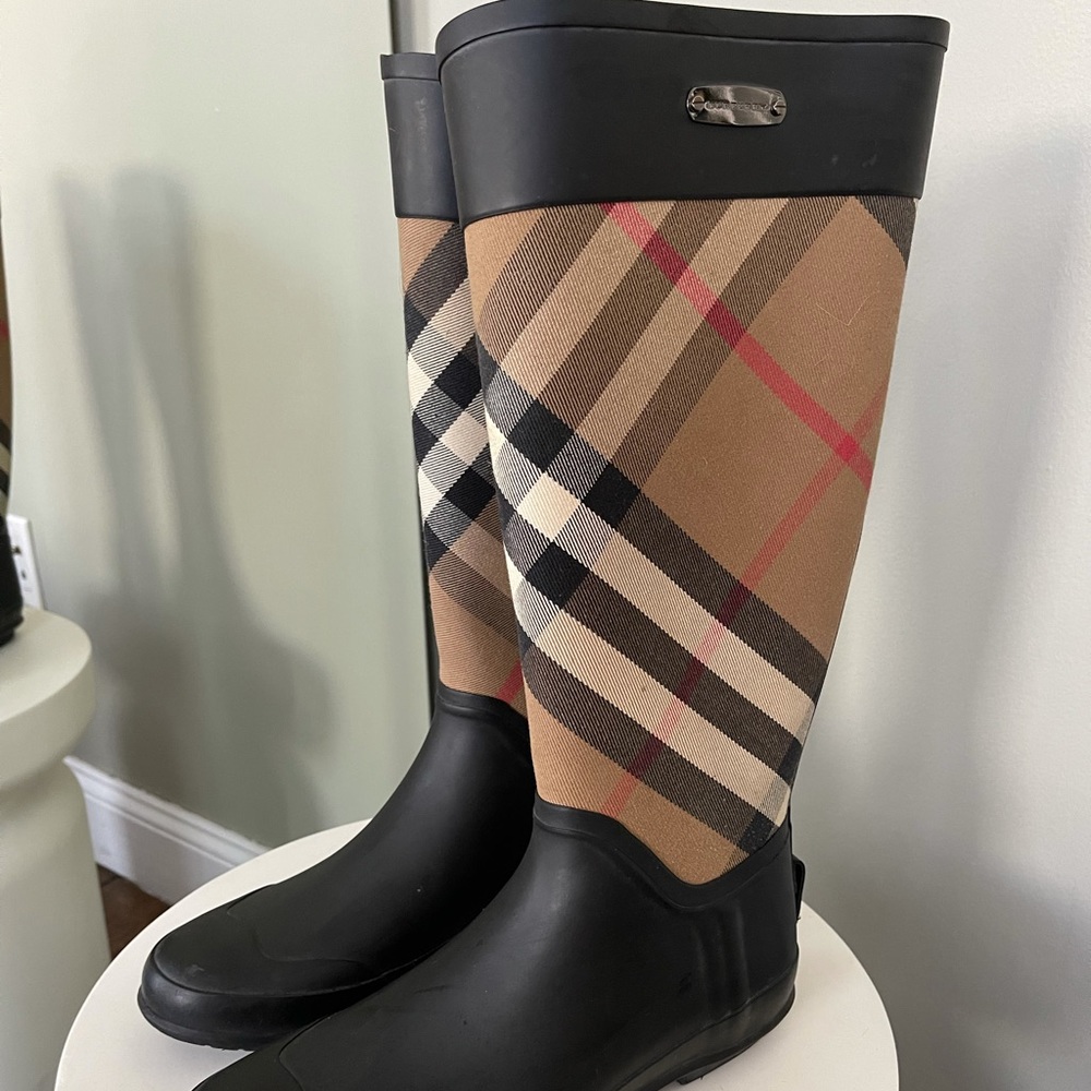 Burberry rain boots